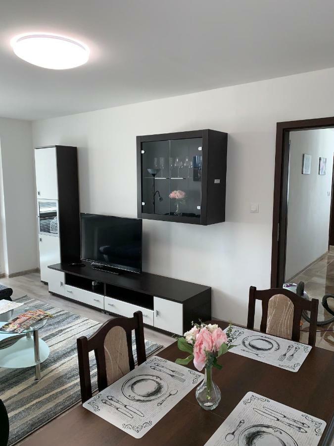 Apartament Tt10 Botanicka Trnava Eksteriør bilde