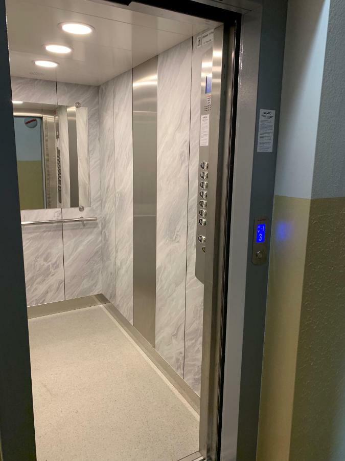 Apartament Tt10 Botanicka Trnava Eksteriør bilde